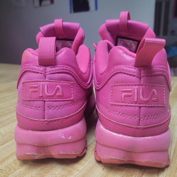 Fila HOT Pink Sneakers💖 - Picture 6 of 10